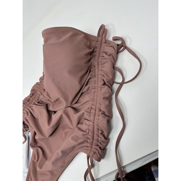 Women’s Swimsuit Bathing Suit Pink Lily soft pale Pink One Piece Size M - Picture 3 of 8